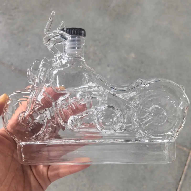 Motorcycle Style Whisky Decant - огляд і ціна Glass Decanter Whiskey